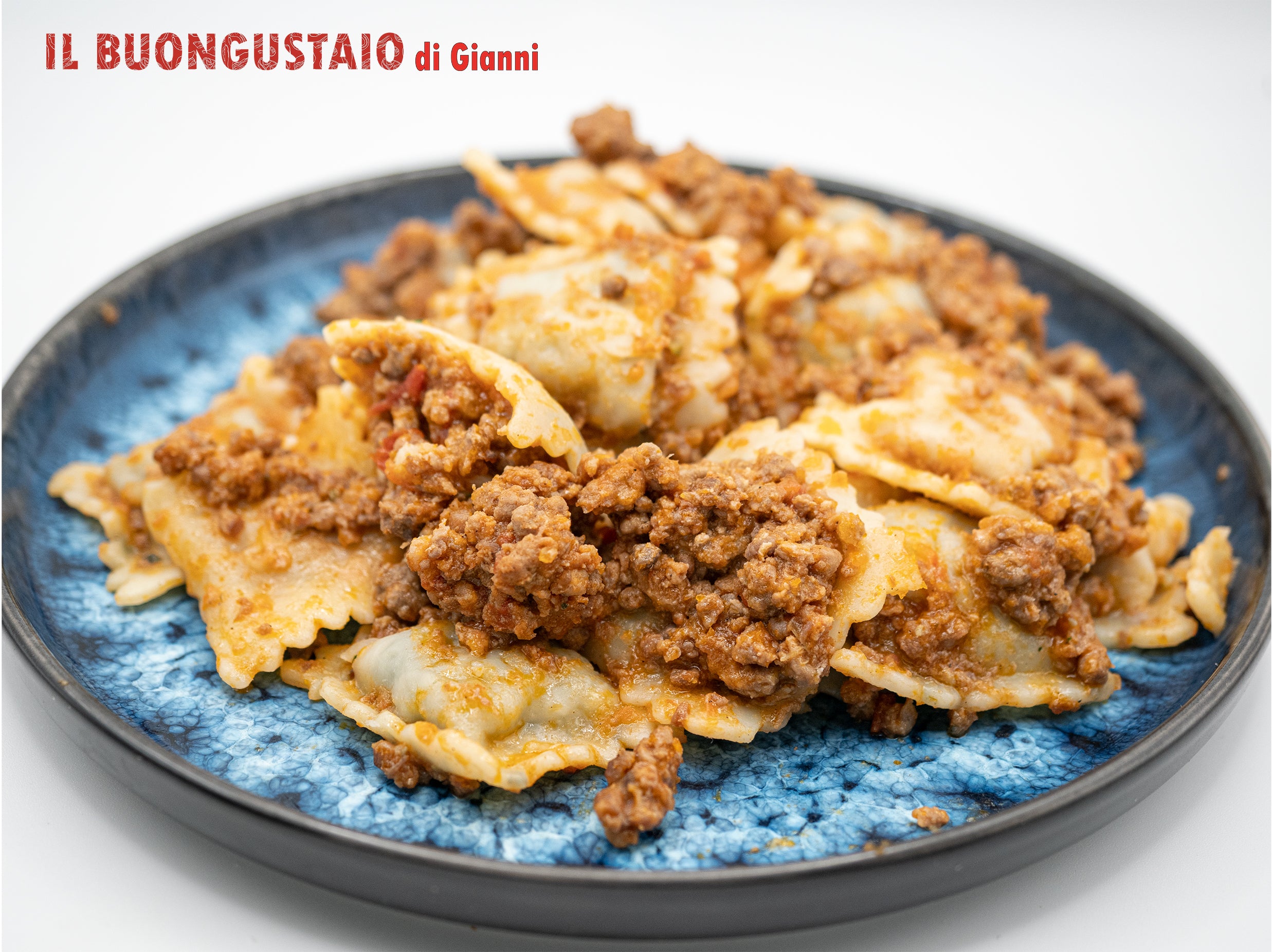 Ravioli con ragù